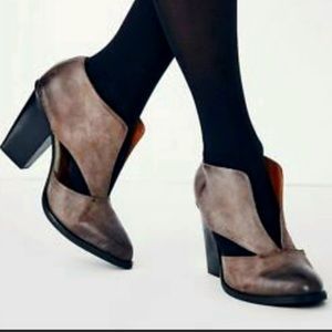 Jeffrey Campbell Free People Deep "V" Boots